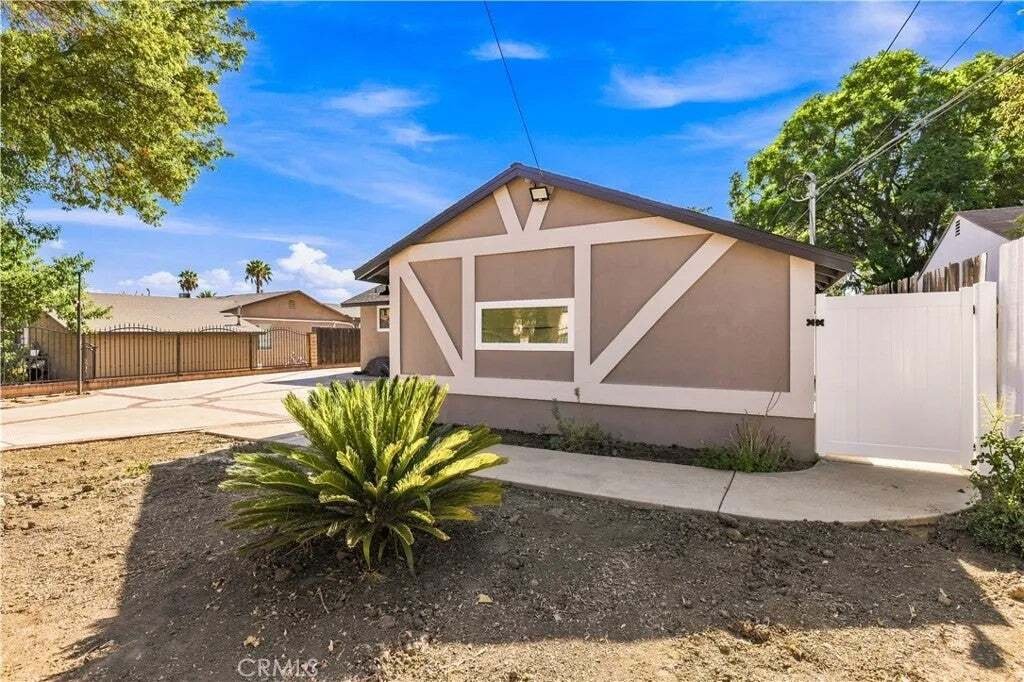 Condo in Los Angeles, California, United States 3 - 18567354