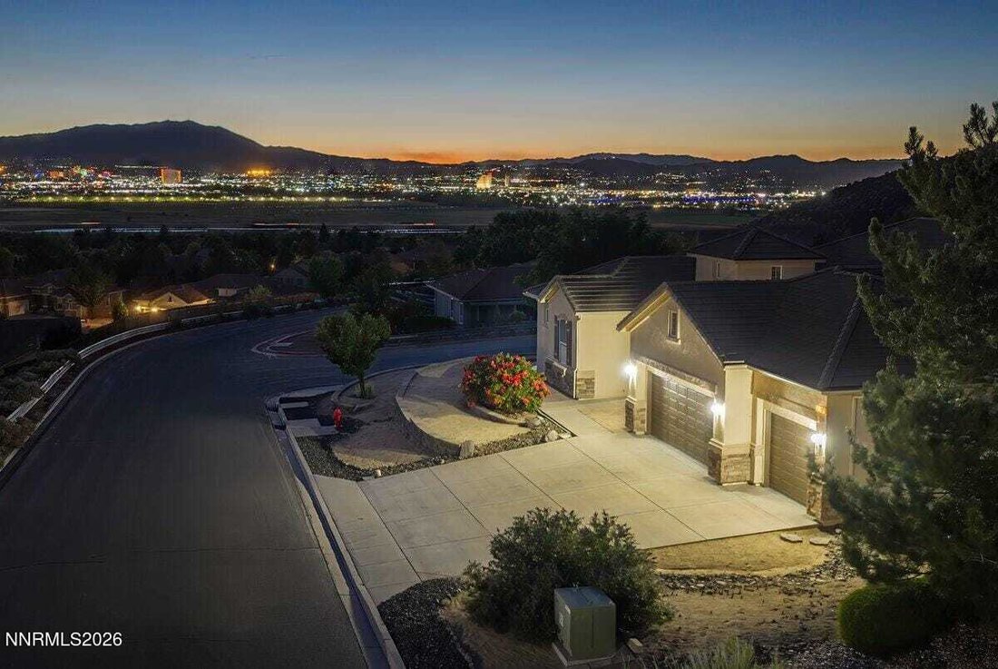 House in Reno, Nevada, United States 4 - 18570082