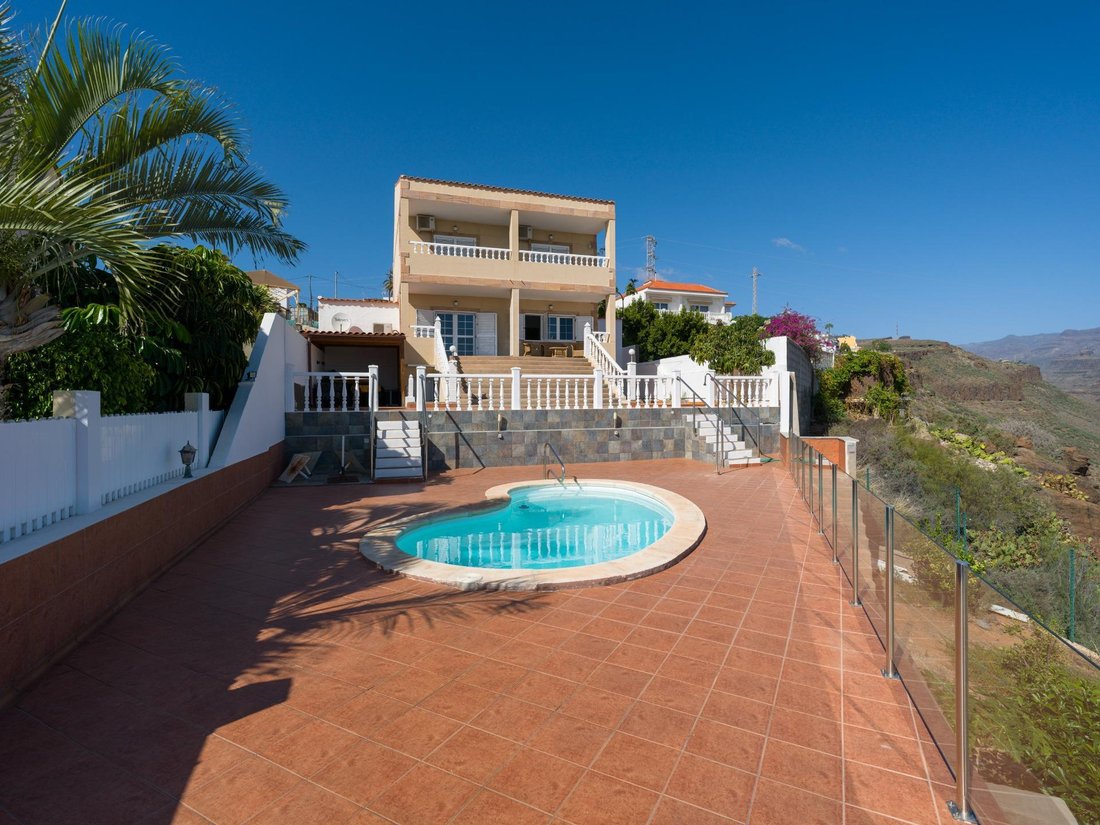 Villa in San Bartolome de Tirajana, Canary Islands, Spain 4 - 16749560