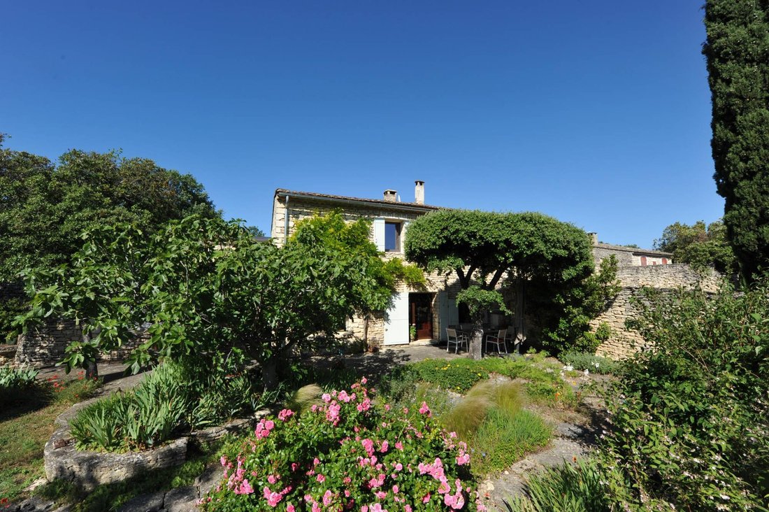 House in Gordes, Provence-Alpes-Côte d'Azur, France 1 - 18570870