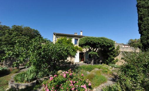 House in Gordes, Provence-Alpes-Côte d'Azur, France 1