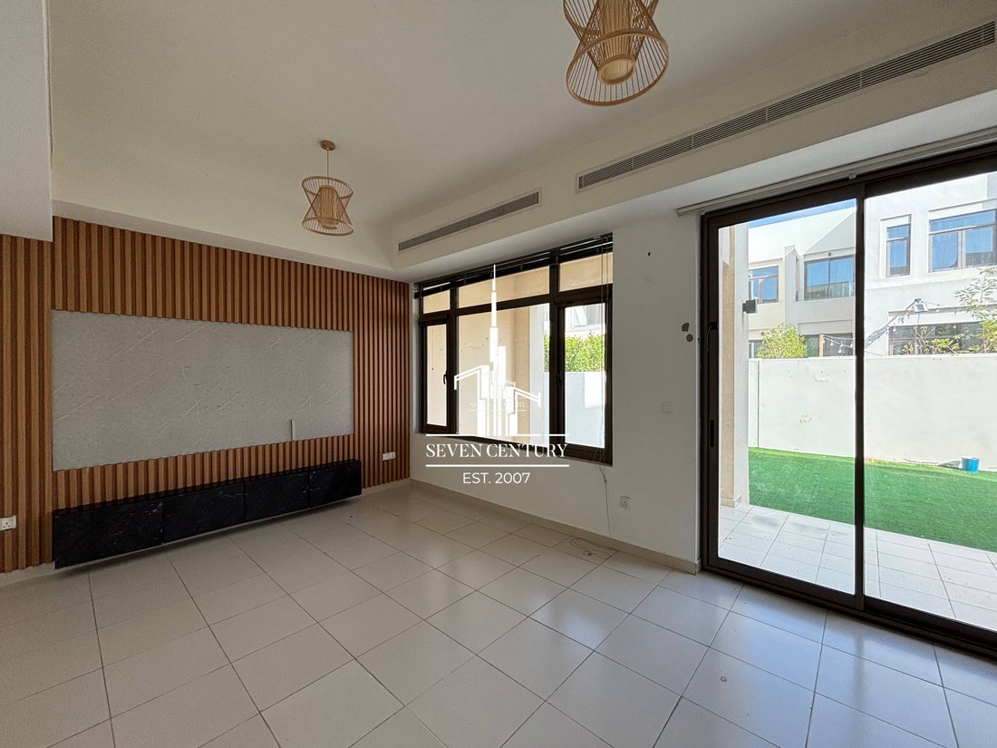 Villa in Reem, Dubai, United Arab Emirates 4 - 17975511