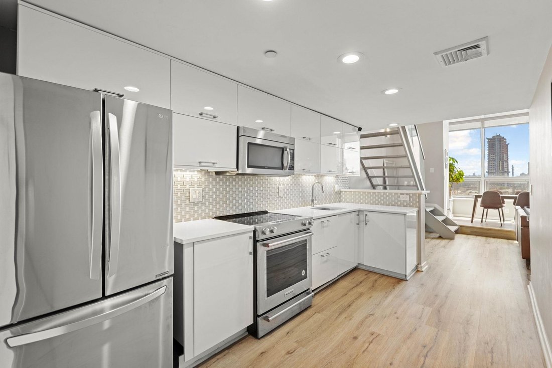 Condo in Hoboken, New Jersey, United States 3 - 18565351