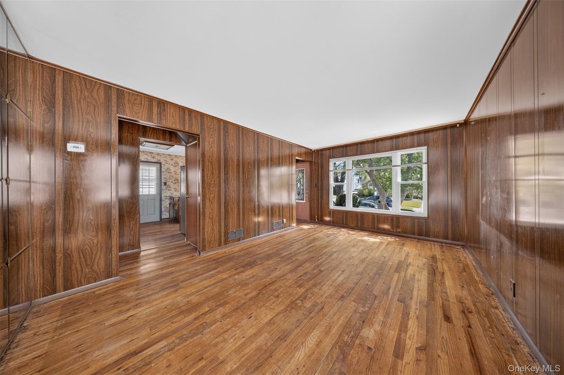 House in New York, New York, United States 4 - 18568533
