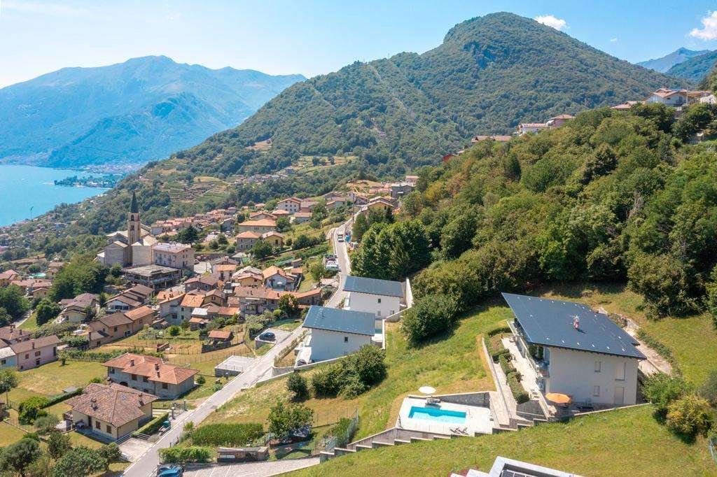Apartment in Domaso, Lombardy, Italy 2 - 18568668