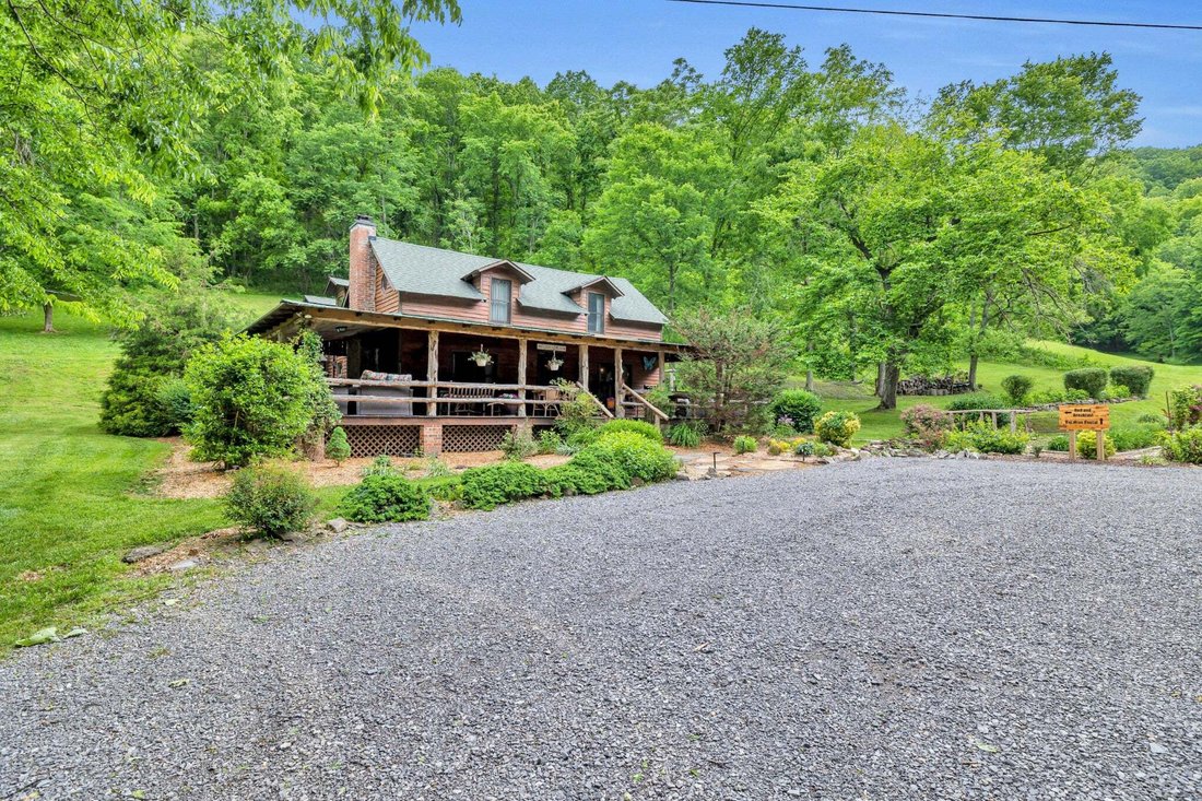 House in Gordonsville, Tennessee, United States 2 - 18568973
