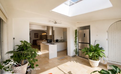Apartment in Le Dramont-Agay-Anthéor-Le Trayas, Saint-Raphaël, France 1