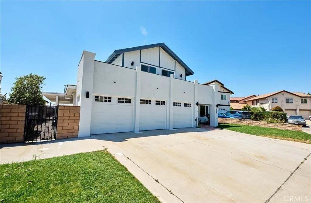 House in Montebello, California, United States 2 - 18569214