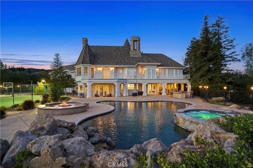 House in Los Angeles, California, United States 2 - 18571414
