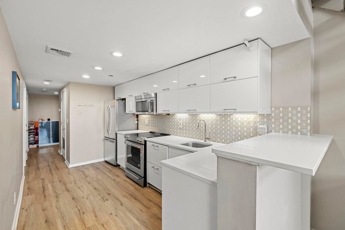 Condo in Hoboken, New Jersey, United States 5 - 18565351
