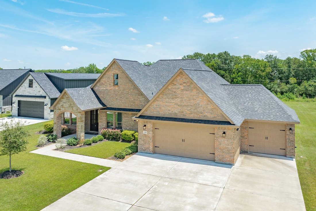 House in Angleton, Texas, United States 4 - 18571570