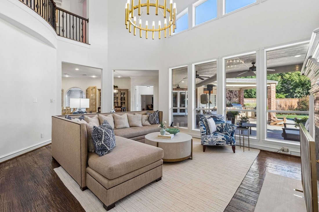 Maison à Plano, Texas, États-Unis 3 - 18570224