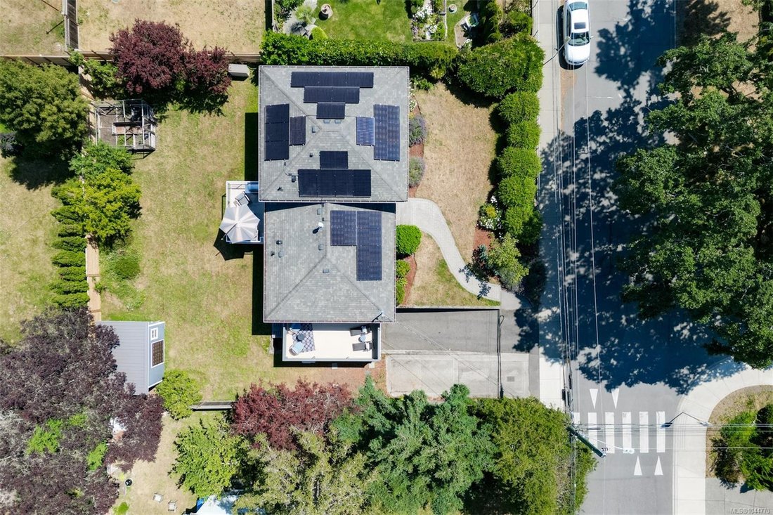 House in Saanich, British Columbia, Canada 3 - 18570294