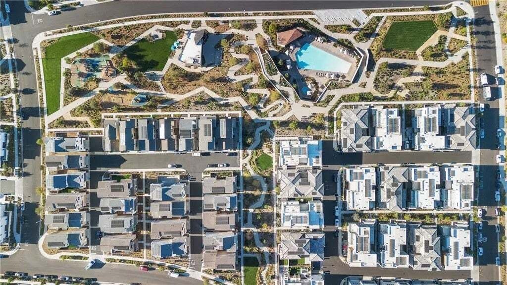 Condo in Irvine, California, United States 3 - 18571420