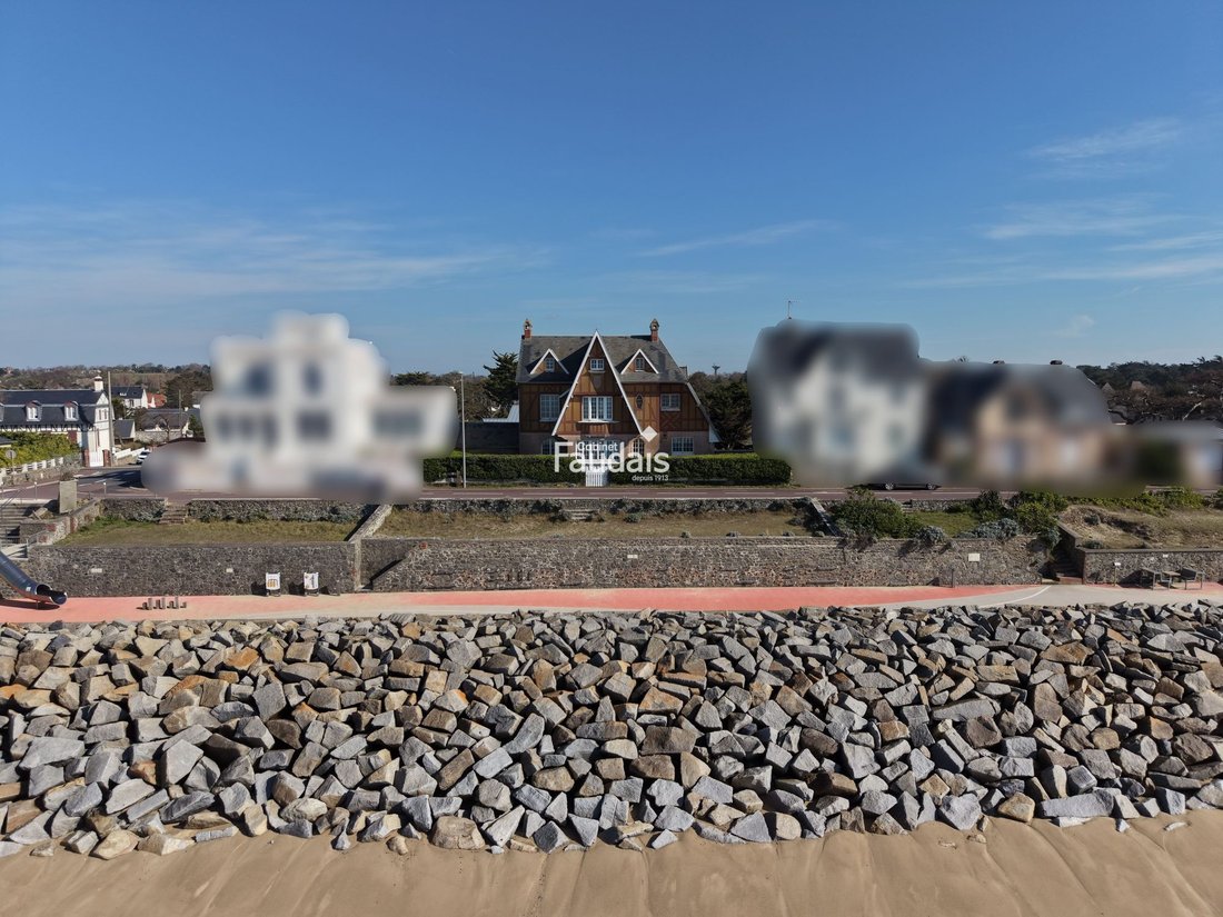 House in Agon-Coutainville, Normandy, France 1 - 18570862
