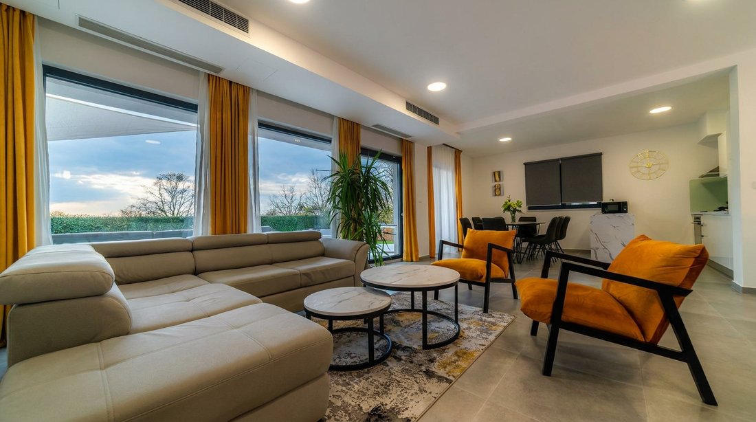 Villa in Porec, Istria County, Croatia 3 - 18572522