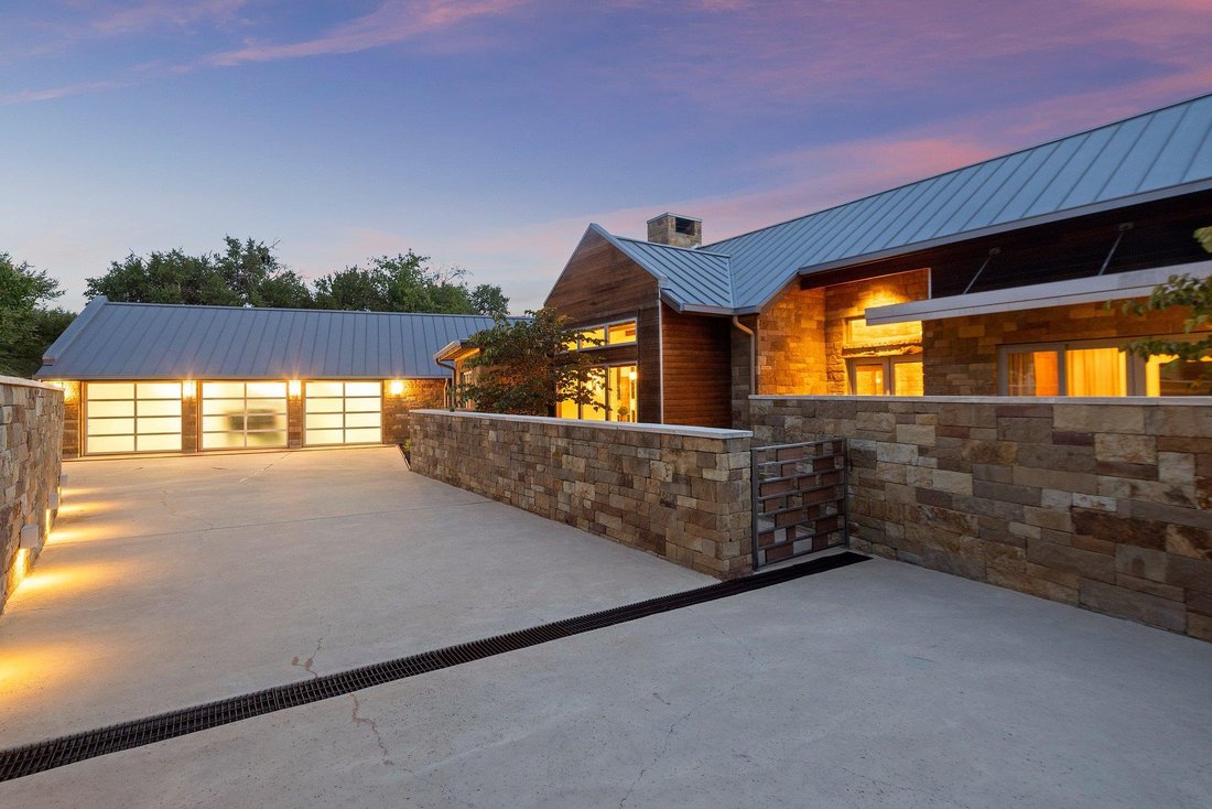House in Horseshoe Bay, Texas, United States 2 - 18569128