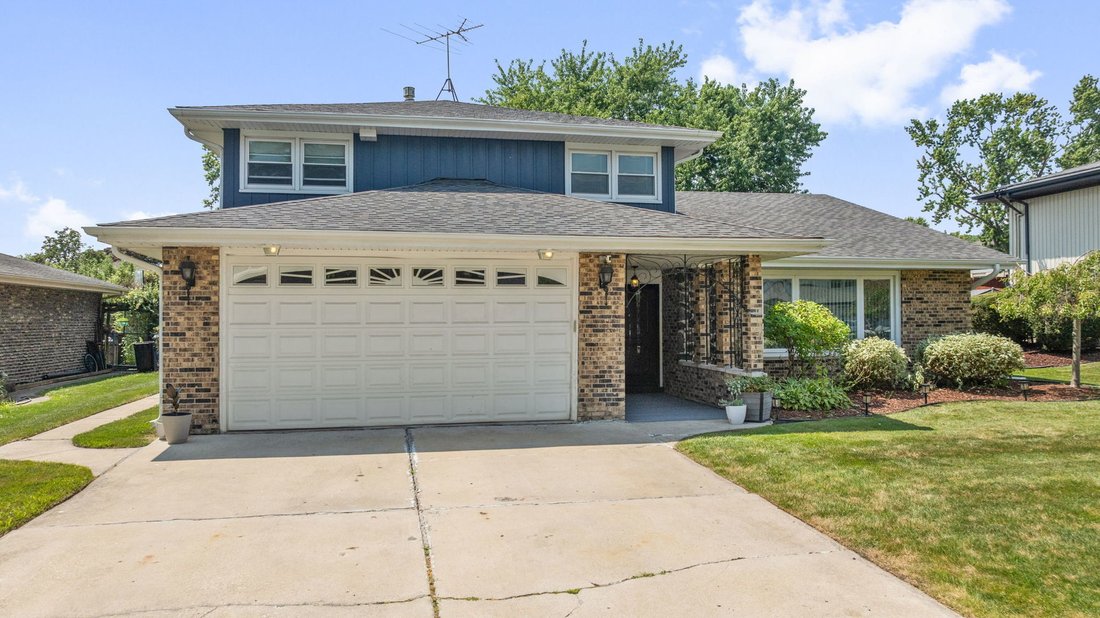 House in Palos Hills, Illinois, United States 1 - 18568726