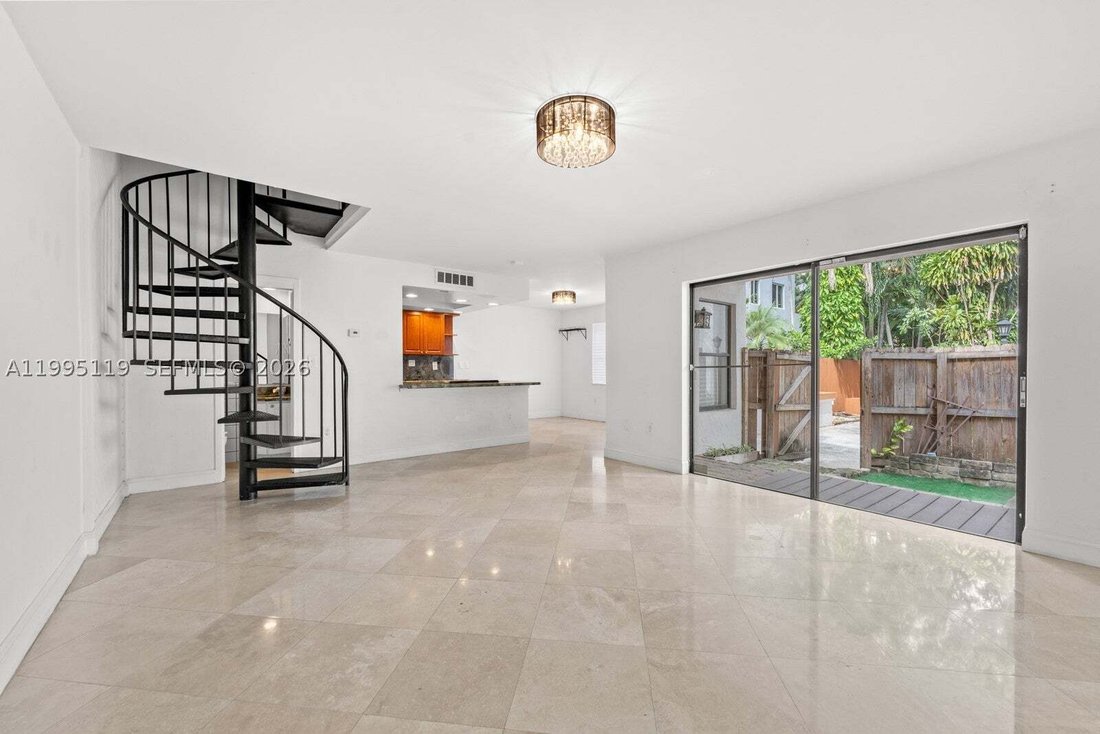 Townhouse in Miami, Florida, United States 3 - 17613417