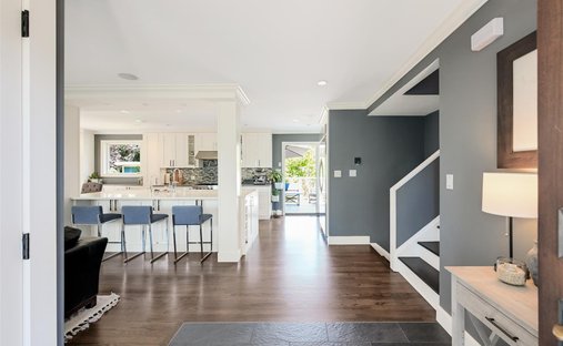 House in Saanich, British Columbia, Canada 1
