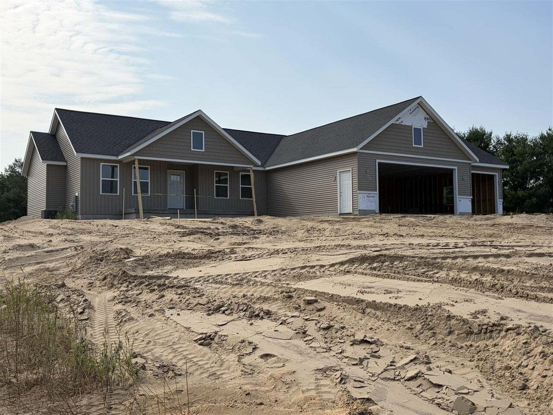 House in West Olive, Michigan, United States 1 - 18309242
