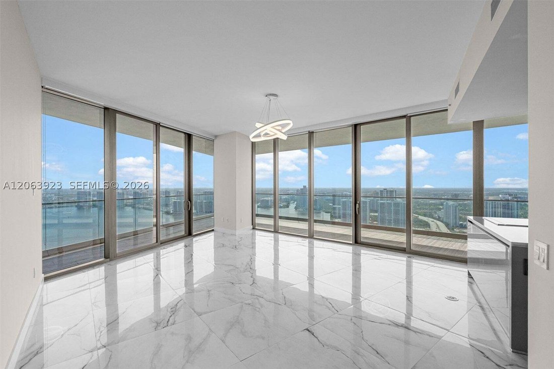 Condo in Golden Beach, Florida, United States 1 - 18573456