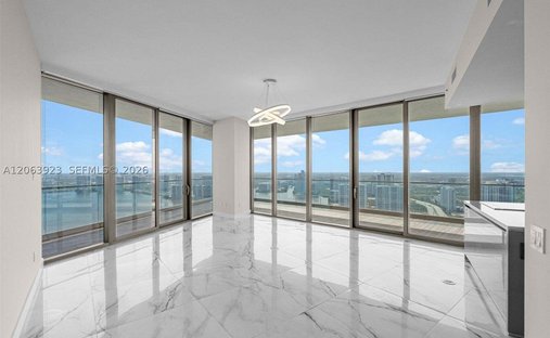 Appartement à Golden Beach, Floride, États-Unis 1