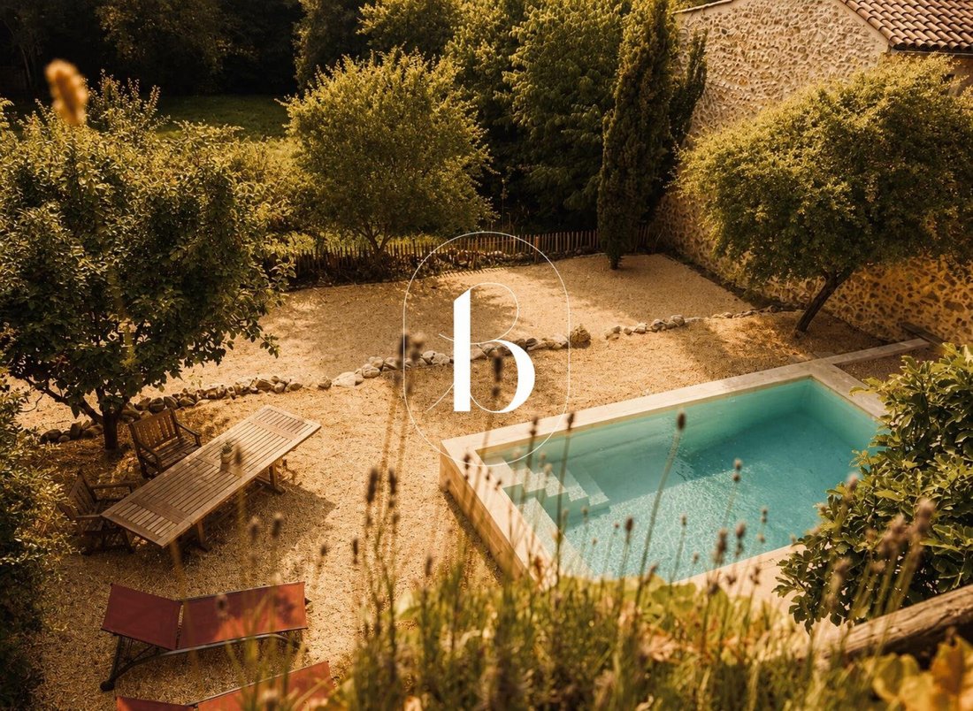 Tenuta a Barjac, Occitania, Francia 2 - 18570886