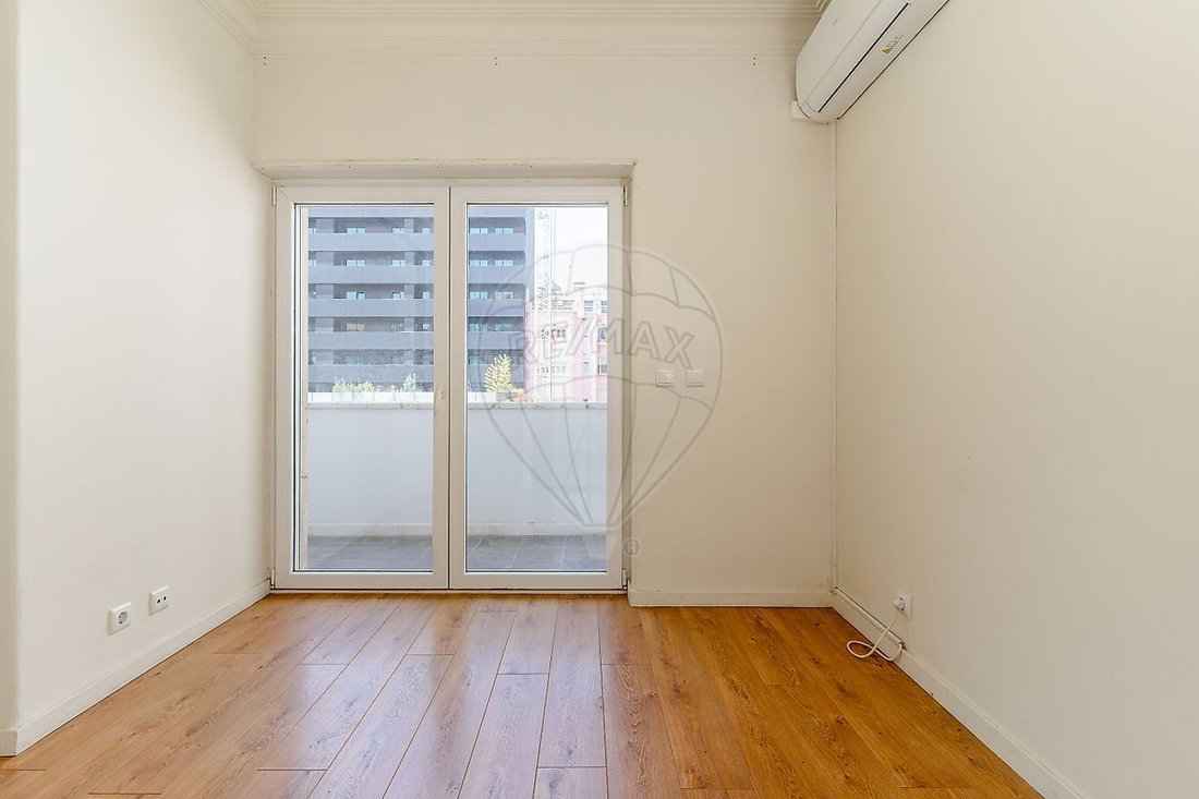 Apartment in Avenidas Novas, Lisbon, Portugal 5 - 18413823