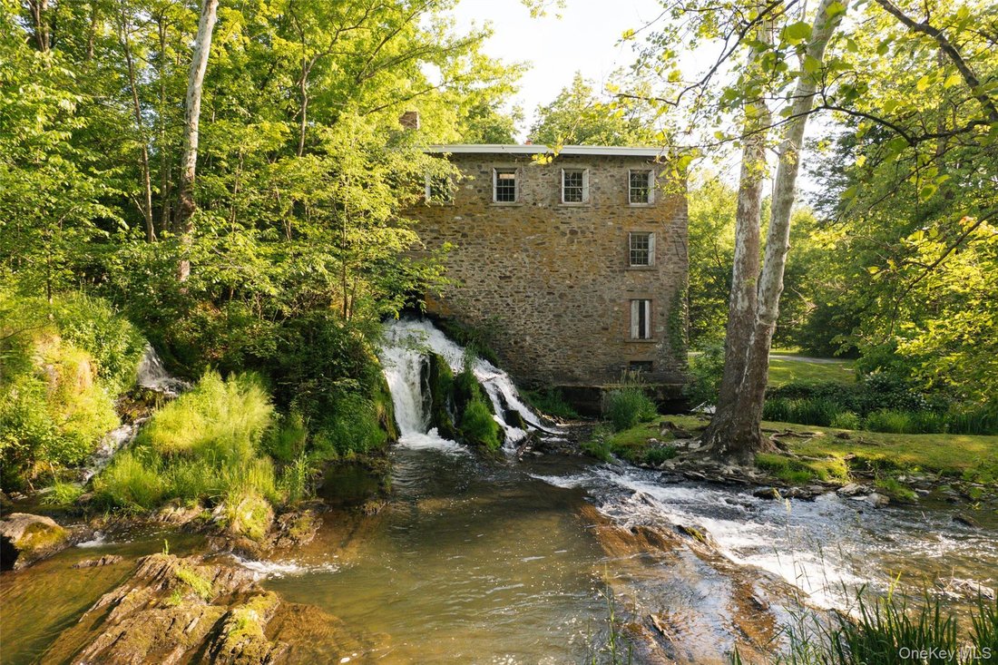House in Pleasant Valley, New York, United States 3 - 18573171