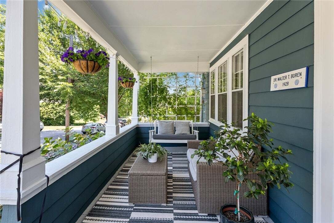 House in East Greenwich, Rhode Island, United States 4 - 18573027