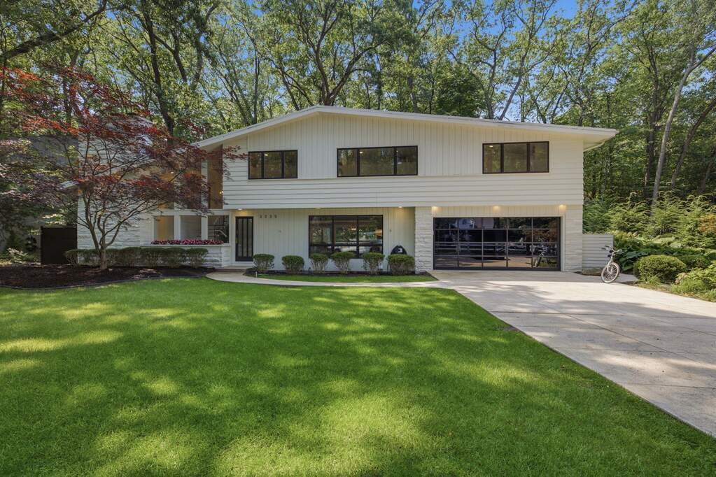 House in Beverly Shores, Indiana, United States 1 - 18570344