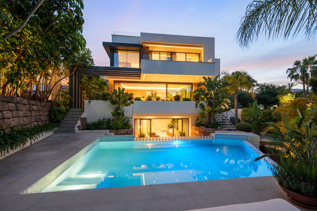Villa in Estepona, Andalusia, Spain 1 - 18570895