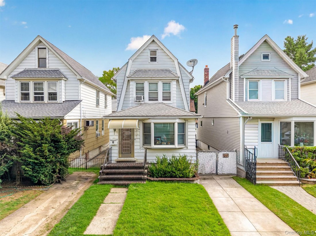 House in New York, New York, United States 1 - 18566996