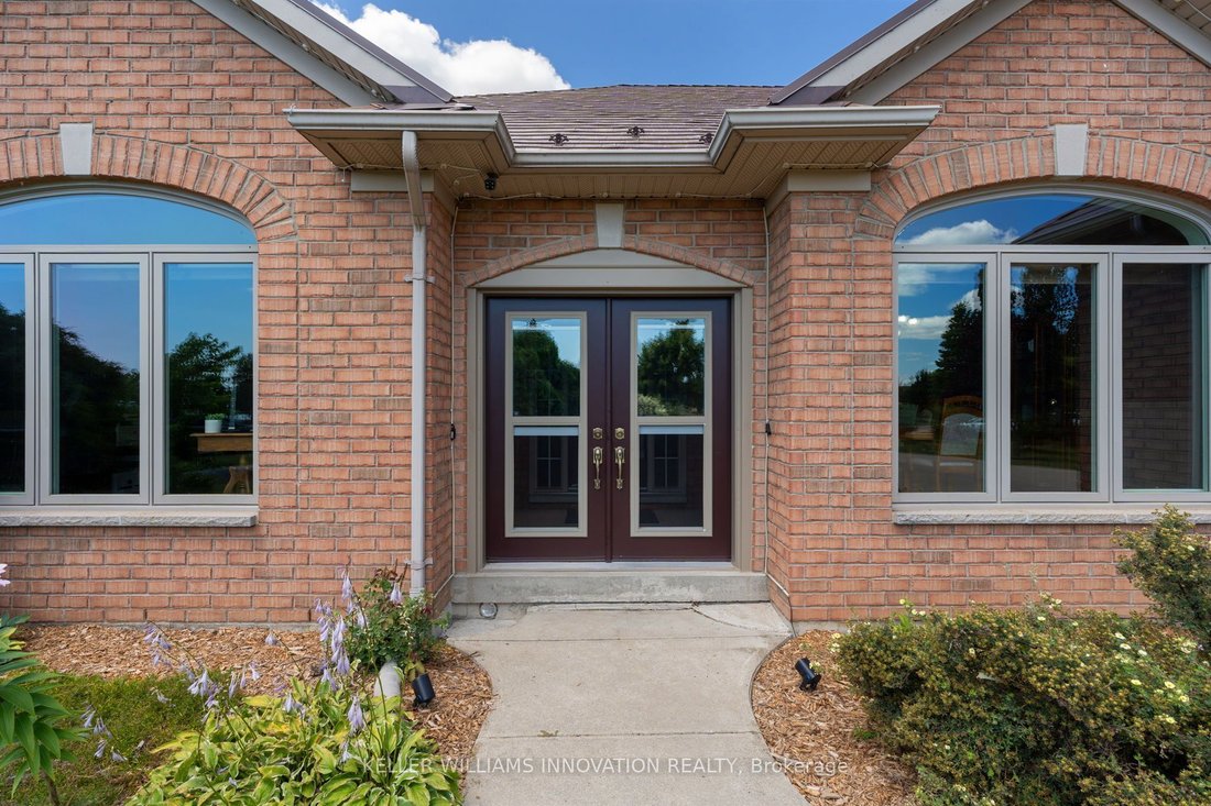 House in Selkirk, Ontario, Canada 4 - 18570673
