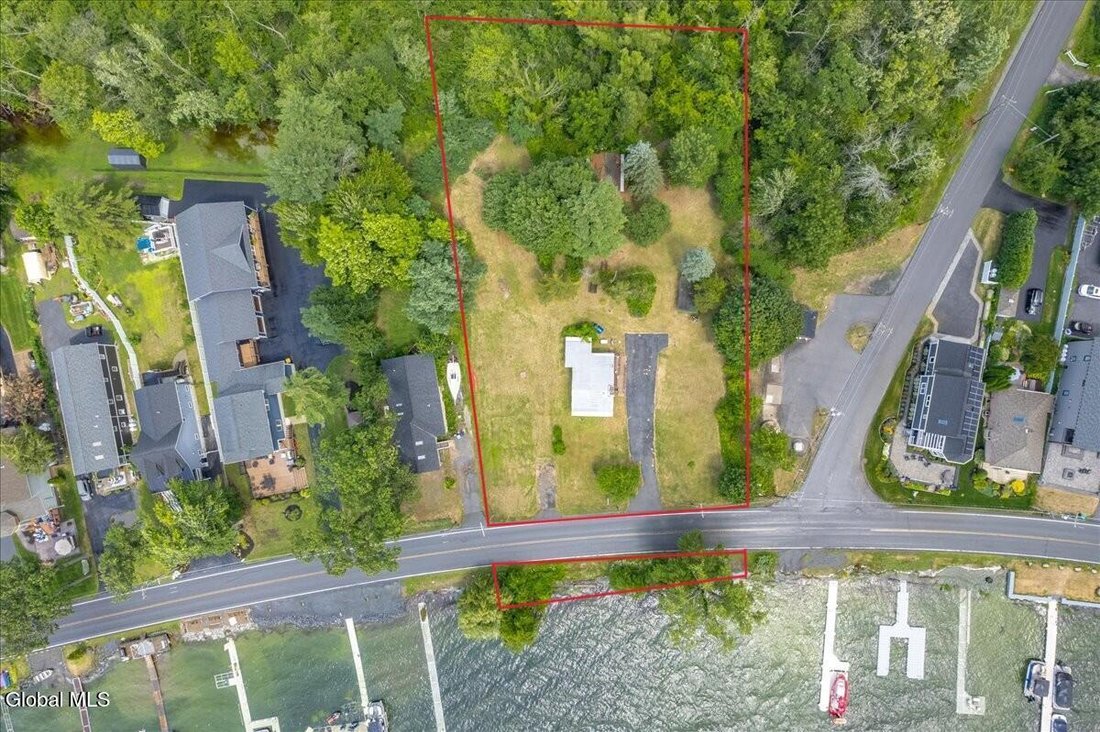 Land in Saratoga Springs, New York, United States 3 - 18569080