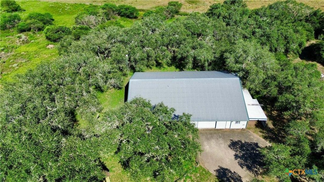 House in Goliad, Texas, United States 2 - 18570550
