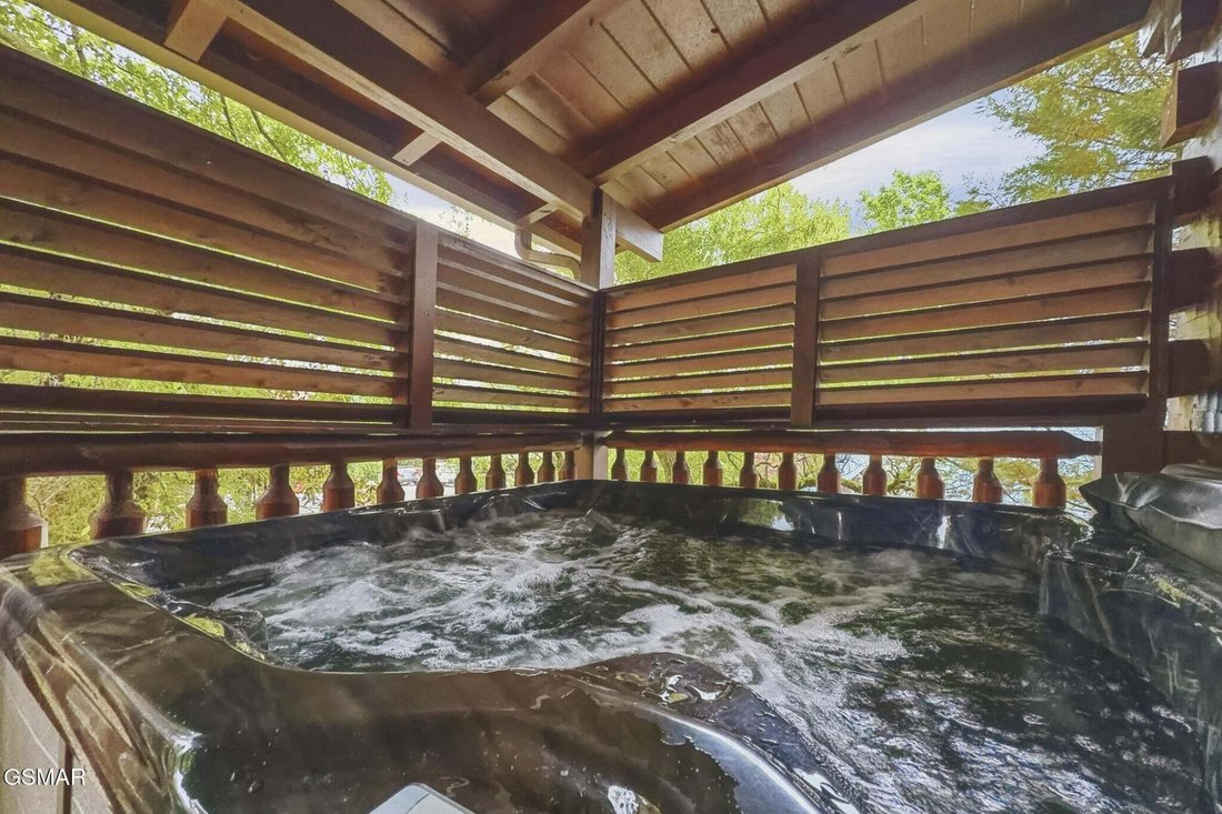 House in Pigeon Forge, Tennessee, United States 4 - 18573608