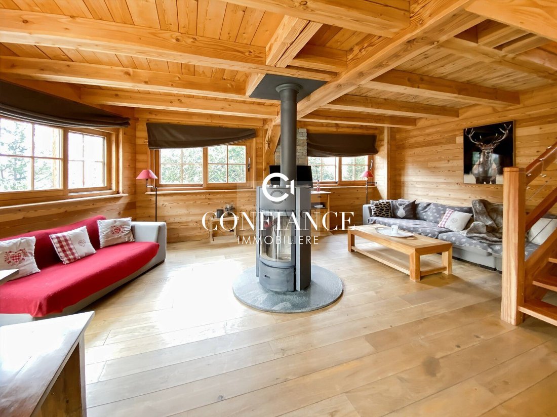 Chalet in Saint-Etienne-de-Tinée, Provence-Alpes-Côte d'Azur, France 2 - 18570399