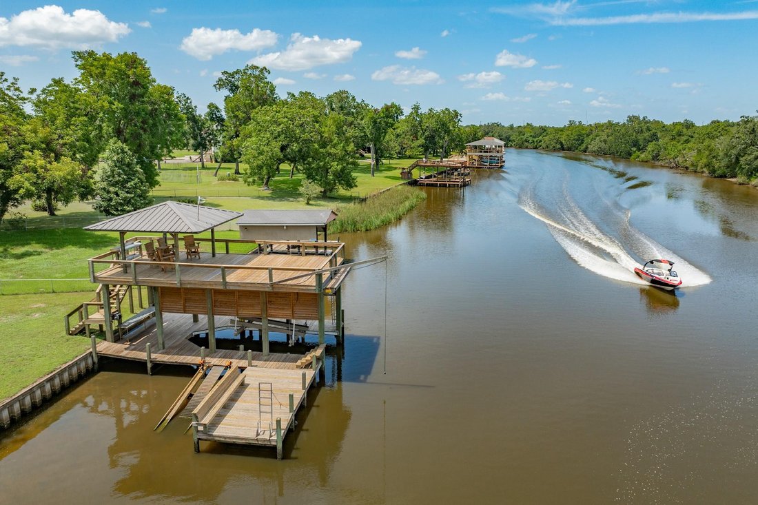 House in Brazoria, Texas, United States 2 - 18571572