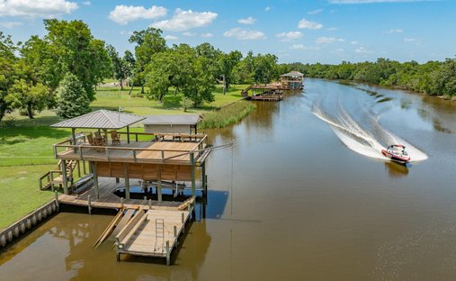 House in Brazoria, Texas, United States 1