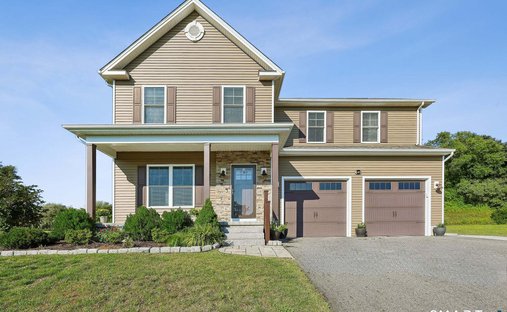 House in Waterford, Connecticut, United States 1