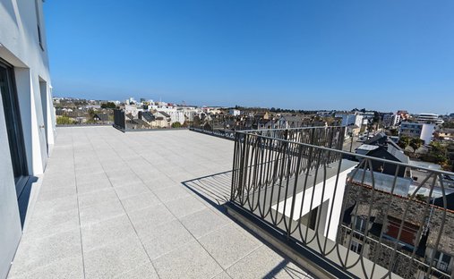 Apartment in Centre, Rennes, France 1