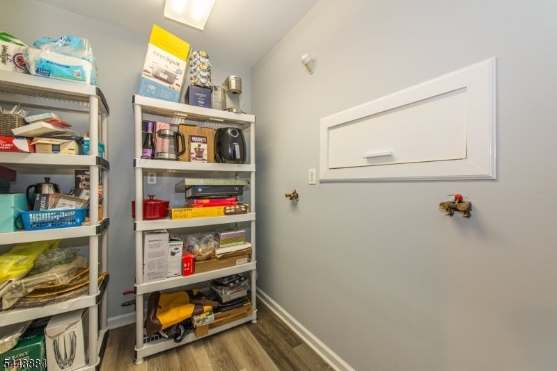 Condo in Wayne, New Jersey, United States 2 - 18567476