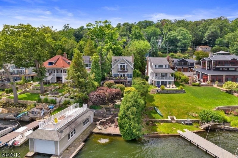 House in Hopatcong, New Jersey, United States 1 - 18570200