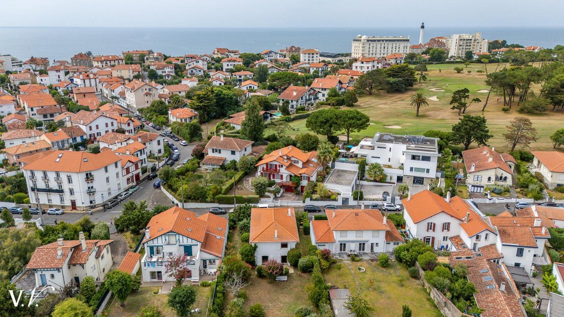 House in Biarritz, Nouvelle-Aquitaine, France 2 - 18571646