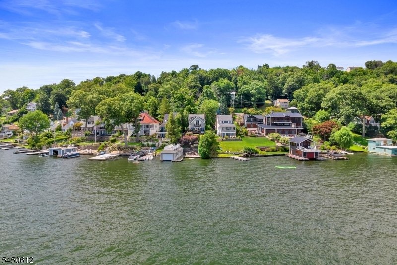 House in Hopatcong, New Jersey, United States 5 - 18570200