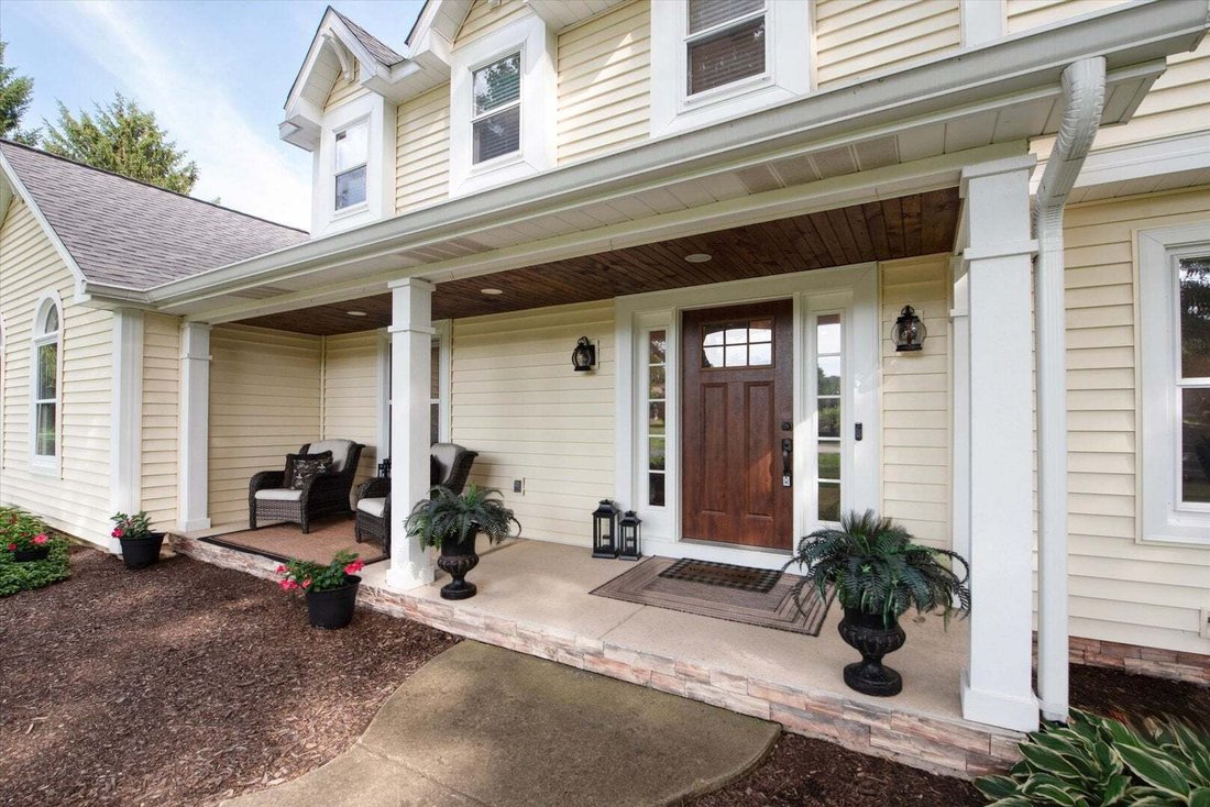 House in Campton Hills, Illinois, United States 5 - 18568712