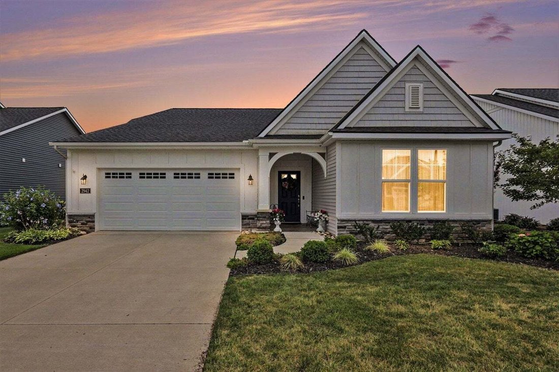 Condo in Plainfield charter Township, Michigan, United States 2 - 18567054
