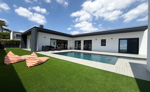 Villa in Palmela, Setubal, Portugal 1